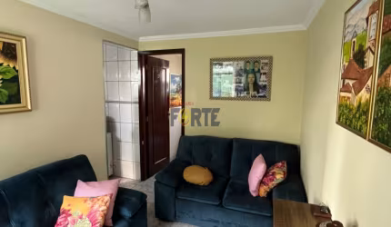 Apartamento em Artur Alvim com três dormitórios