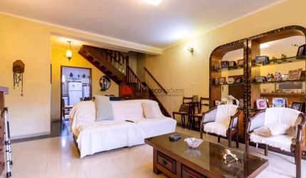 Sobrado à venda 3 Quartos, 1 Suite, 3 Vagas, 450M², Santa Paula, São Caetano do Sul - SP