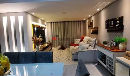 Sobrado à venda 3 Quartos, 3 Suites, 3 Vagas, Nova Gerty, São Caetano do Sul - SP