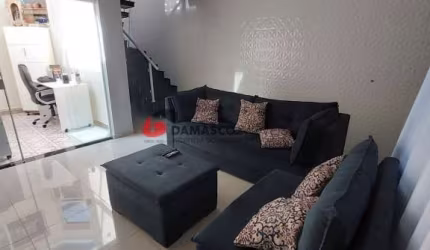 Sobrado à venda 3 Quartos, 3 Suites, 4 Vagas, Nova Gerty, São Caetano do Sul - SP