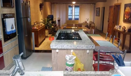 Sobrado à venda 3 Quartos, 3 Suites, 6 Vagas, 390M², Santa Maria, São Caetano do Sul - SP