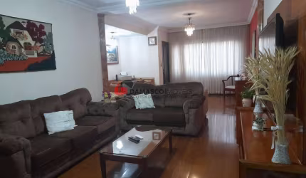Sobrado à venda 3 Quartos, 1 Suite, 3 Vagas, 291M², Santa Maria, São Caetano do Sul - SP