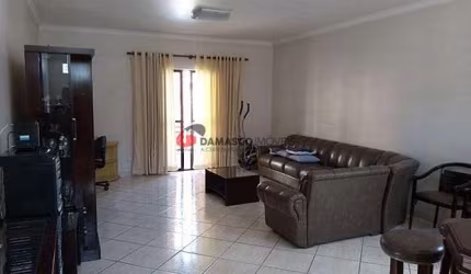 Casa à venda 3 Quartos, 3 Suites, 6 Vagas, Barcelona, São Caetano do Sul - SP