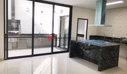 Sobrado à venda 3 Quartos, 3 Suites, 3 Vagas, 260M², Santa Maria, São Caetano do Sul - SP
