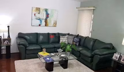 Sobrado à venda 3 Quartos, 3 Suites, 5 Vagas, 326M², Santa Maria, Santo André - SP