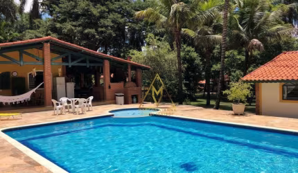 Exuberante chácara, de 21.000m2, a venda em Tatuí/SP - R$. 1.850.000,00.