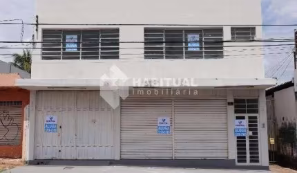 Ponto comercial com 2 salas para alugar no Martins, Uberlândia  por R$ 3.900