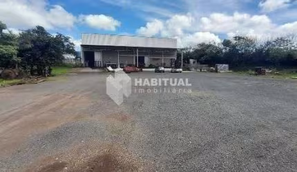 Barracão / Galpão / Depósito para alugar no Distrito Industrial, Uberlândia  por R$ 32.000