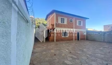 Casa comercial com 2 salas para alugar no Santa Mônica, Uberlândia  por R$ 8.000