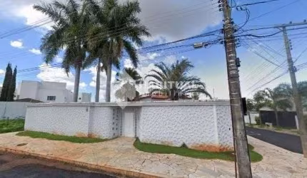 Casa comercial com 11 salas para alugar na Cidade Jardim, Uberlândia  por R$ 10.500