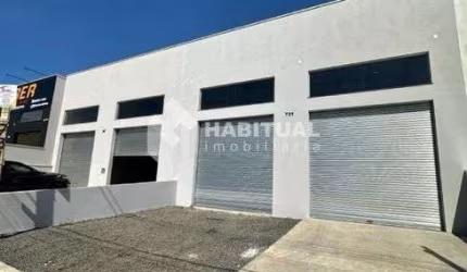 Ponto comercial para alugar no Jardim Holanda, Uberlândia  por R$ 7.000
