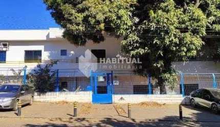 Barracão / Galpão / Depósito com 3 salas para alugar no Distrito Industrial, Uberlândia  por R$ 25.000