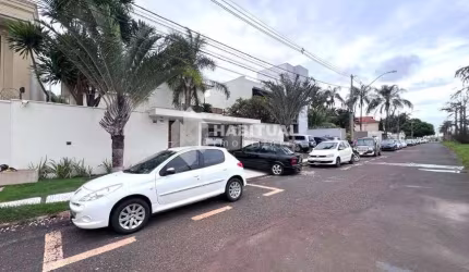 Casa comercial com 7 salas para alugar no Morada da Colina, Uberlândia  por R$ 30.000