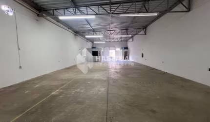 Ponto comercial para alugar no Martins, Uberlândia  por R$ 5.000