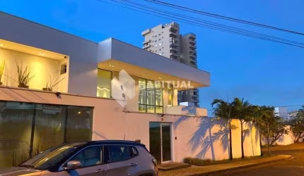Casa comercial com 7 salas para alugar no Morada da Colina, Uberlândia  por R$ 17.000