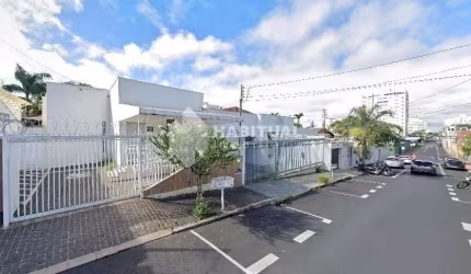 Casa comercial com 4 salas para alugar no Martins, Uberlândia  por R$ 6.000