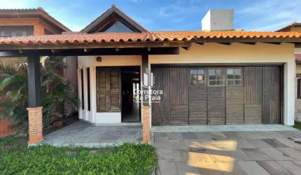 Casa para Venda em Tramandaí, Zona Nova, 4 dormitórios, 1 suíte, 2 banheiros, 2 vagas