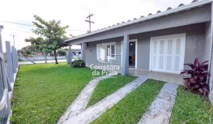 Casa para Venda em Tramandaí, Zona Nova, 4 dormitórios, 1 suíte, 3 banheiros, 2 vagas