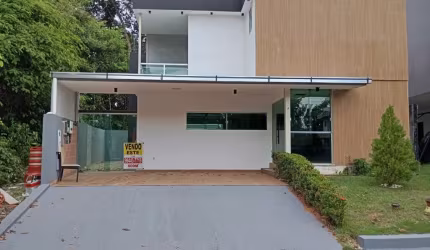 Vendo Ótima Casa no Cond Quinta das Marinas R$ 900.000,00