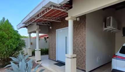 Vendo Excelente Casa no Cond. Encontro das Águas- Pedro Teixeira R$ 1.5000,00
