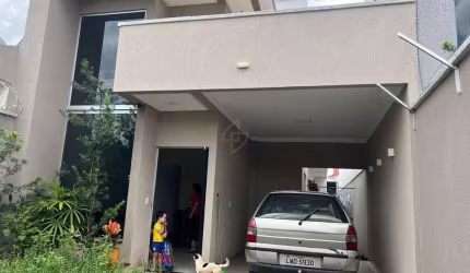 Casa Res. Canadá 227m²