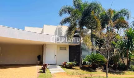 CASA COM 3 DORMITORIOS NO CONDOMINIO LAGO SUL - BAURU/SP