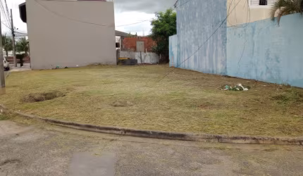 Terreno com 240 metros quadrados PLANO de esquina  em Jardim Estância Bom Viver - Itu - SP
