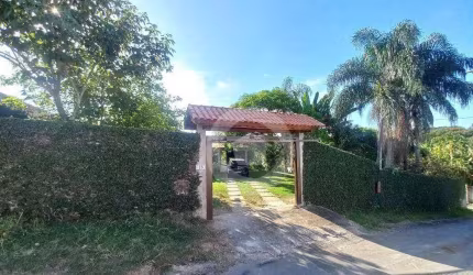 Chácara com 3 dormitórios à venda, 2100 m² por R$ 750.000,00 - Jardim Santa Hermínia - São José dos Campos/SP