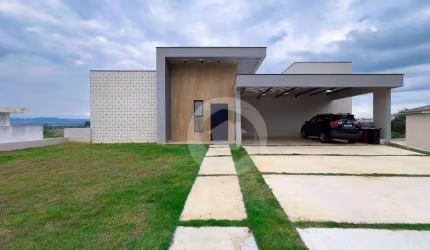 Sobrado com 4 dormitórios à venda, 300 m² por R$ 2.600.000,00 - Alto da Ponte - São José dos Campos/SP