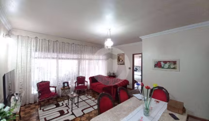 Casa com 3 dormitórios à venda, 228 m² por R$ 850.000 - Jardim América - São José dos Campos/SP