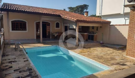 Casa com 6 dormitórios, 272 m² - venda por R$ 1.760.000 ou aluguel por R$ 7.597/mês - Bosque dos Eucaliptos - São José dos Campos/SP