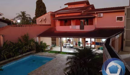 Sobrado com 4 dormitórios à venda, 612 m² por R$ 1.950.000,00 - Jardim Santa Maria - Jacareí/SP