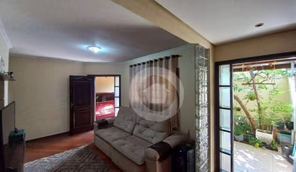 Casa com 3 dormitórios à venda, 110 m² por R$ 630.000,00 - Conjunto Residencial Trinta e Um de Março - São José dos Campos/SP