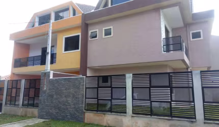 Casa com 3 quartos à venda na Rua Márcio Ubaldino, 22, Centro, Araucária, 170 m2 por R$ 839.000