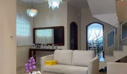 Sobrado com 3 dormitórios à venda, 331 m² por R$ 895.000,00 - Vila Talarico - São Paulo/SP - SO2439