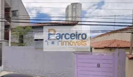 Casa Tipo Sobrado próximo ao Metrô Penha com edícula nos fundos