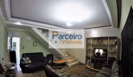 Sobrado com 3 dormitórios à venda, 140 m² por R$ 580000 - Vila Califórnia - São Paulo/SP