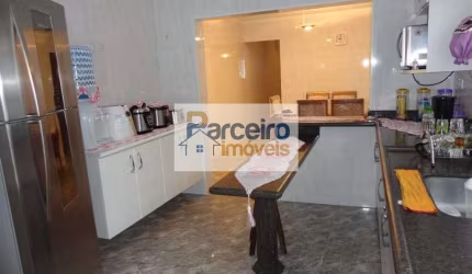 Sobrado com 3 dormitórios à venda, 66 m² por R$ 450.000,00 - Jardim das Oliveiras - São Paulo/SP