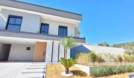 Casa para venda possui 209 metros quadrados com 3 quartos em Suru - Santana de Parnaíba - SP