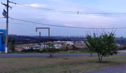 Maravilhoso Terreno de 800 m² no Condomínio Village Aracoiaba