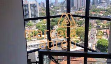 Vendo Linda cobertura com móveis planejados com arquitetura impecável, na Madalena