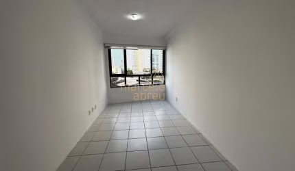 Vendo apartamento, 02 quartos, sendo 01 suíte, lazer