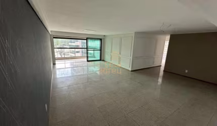 Aluga-se apartamento de 177m&#178; no Bairro de Boa Viagem