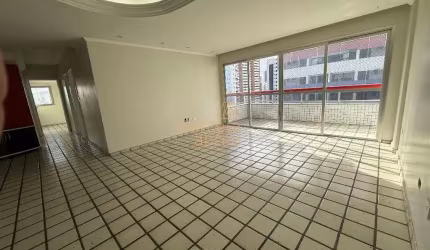 Vende-se apartamento de 150m&#178; no Bairro de Boa Viagem