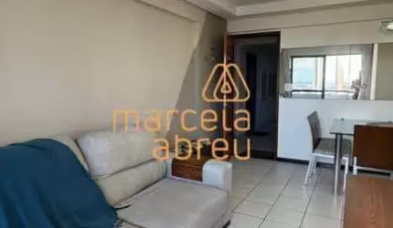 Aluga-se Apartamento de 80m&#178; no Bairro do Espinheiro