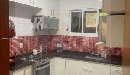 Casa em Condomínio para Venda em Santana de Parnaíba, Alphaville, 3 dormitórios, 1 suíte, 4 banheiros, 3 vagas