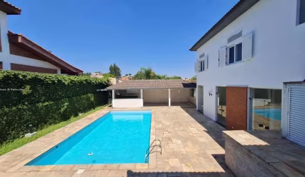 Casa em Condomínio para Venda em Santana de Parnaíba, Alphaville, 4 dormitórios, 4 suítes, 8 banheiros, 10 vagas