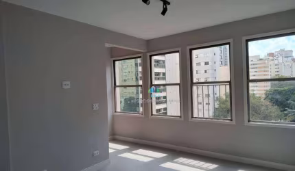 Apartamento com 3 dormitórios à venda, 100 m² por R$ 1.590.000,00 - Jardim Paulista - São Paulo/SP