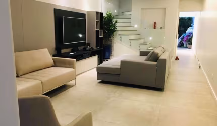 Casa 2 dormitórios, toda reformada a venda Chácara Santo Antonio