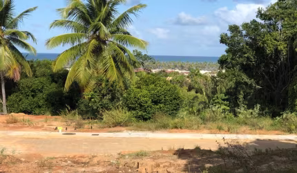 Terreno de esquina 600 m2 em condomínio Natus - Imbassaí
